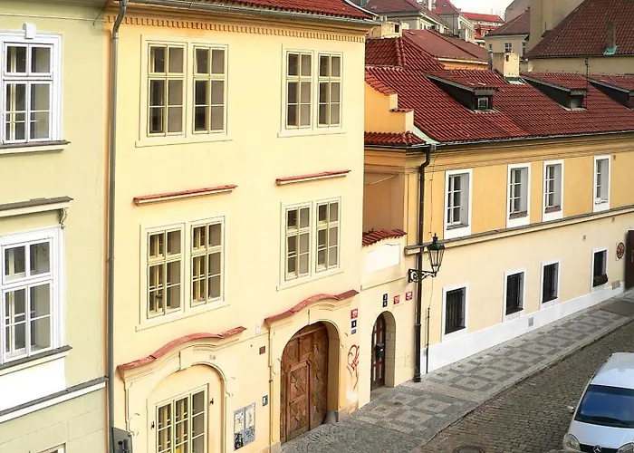 Teytz Apartments